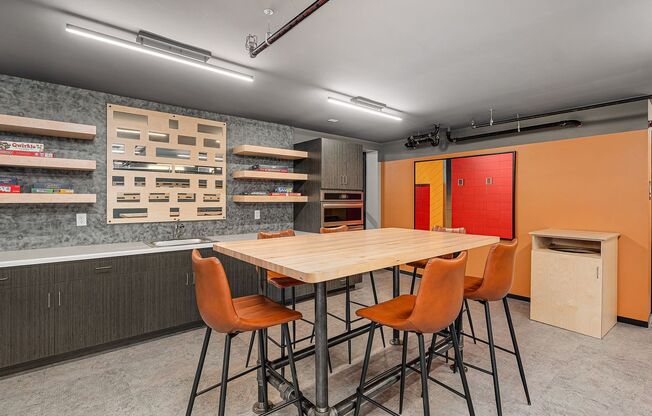 Studio, 1 bath, 330 sqft, $925, Unit 235