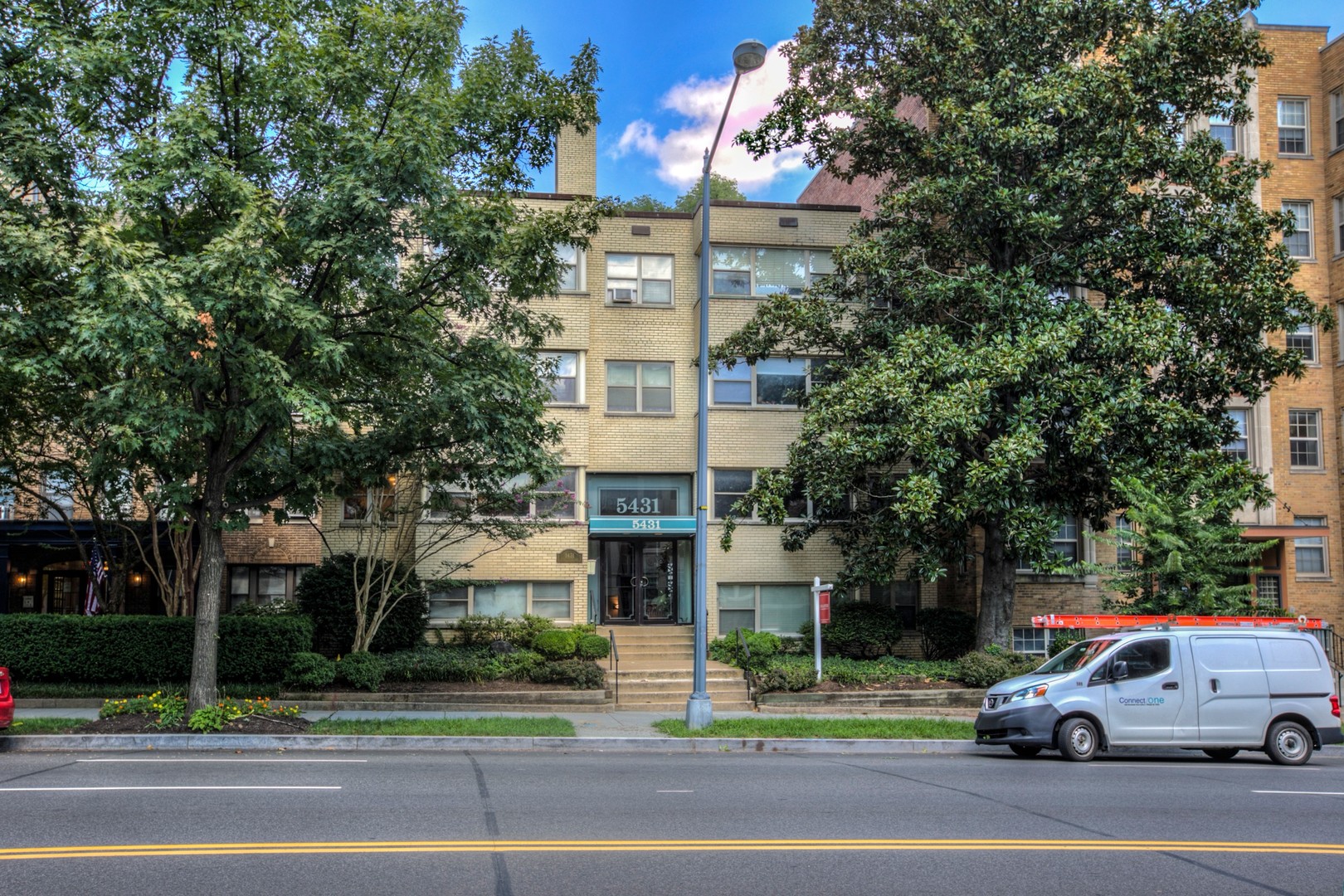 Charming Chevy Chase Condo! Parking and Utilities Included!