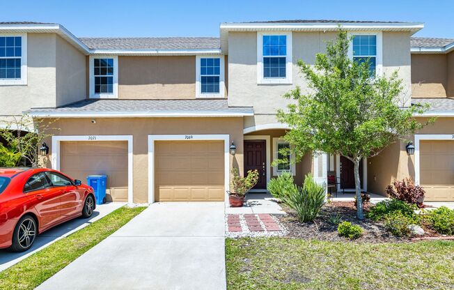 Beautiful Riverview Townhome