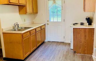 2 beds, 1 bath, $1,025