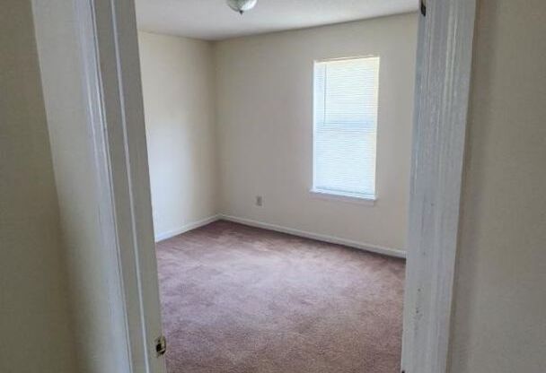 2 beds, 1.5 baths, $825, Unit Bradleyville 133