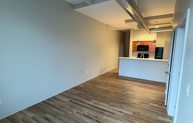 2 beds, 2 baths, 970 sqft, $1,495, Unit Unit 216