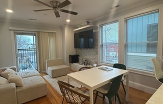 1 bed, 1 bath, 1,000 sqft, $2,200, Unit 303