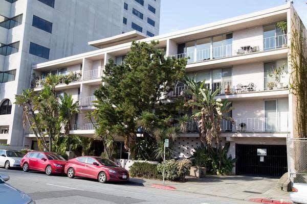 Beautiful Condo In Front of Lake Merritt!