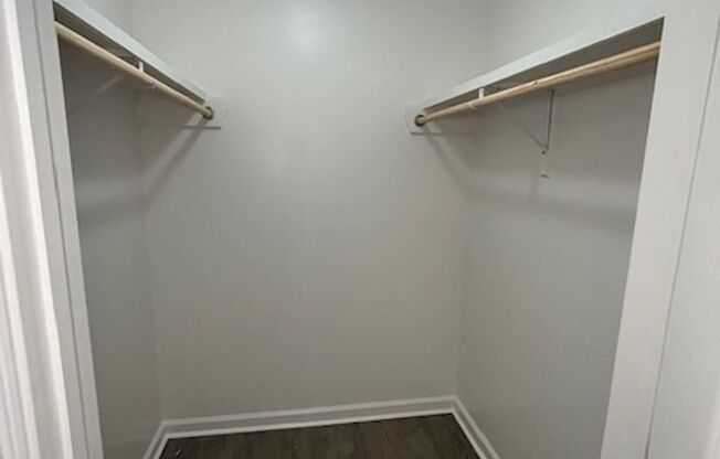 3 beds, 2 baths, $1,450, Unit 17254-28A