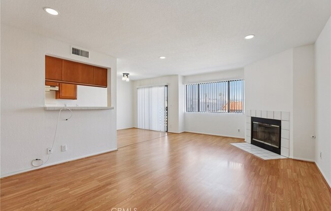 1436 257 ST