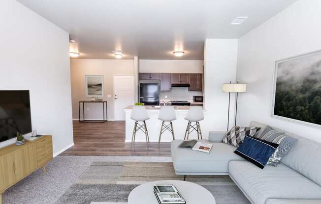 Irving Center Apartments