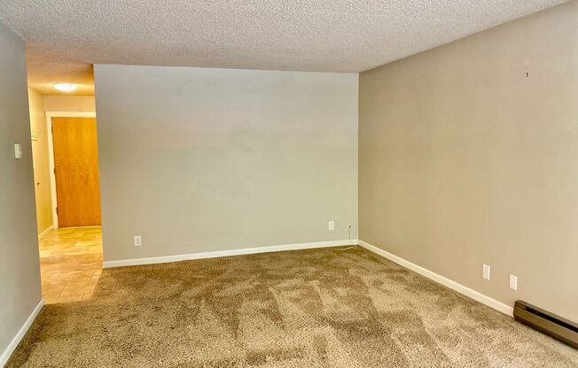 Bellevue Way Condo!!!!