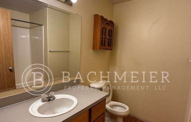 3 beds, 2 baths, $1,450