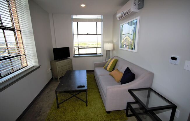 1 bed, 1 bath, 486 sqft, $1,050, Unit 301