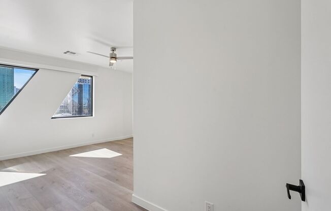 3 beds, 2 baths, 1,418 sqft, $3,735, Unit 503