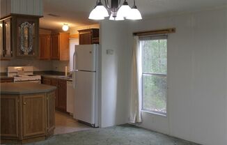 3 beds, 2 baths, $1,400