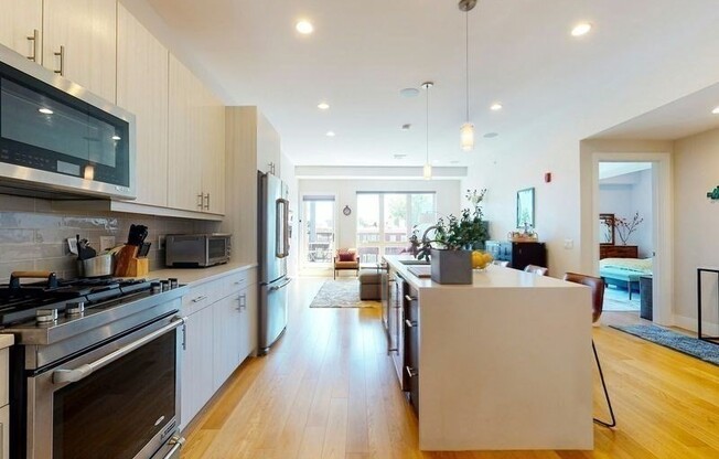 488 DORCHESTER AVE