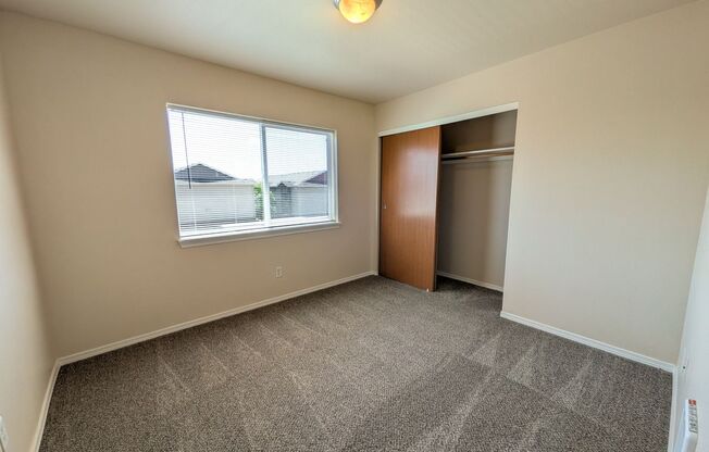 3 beds, 2 baths, 1,180 sqft, $1,529, Unit B303