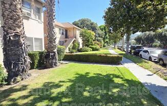 919 N GLENDALE AVE