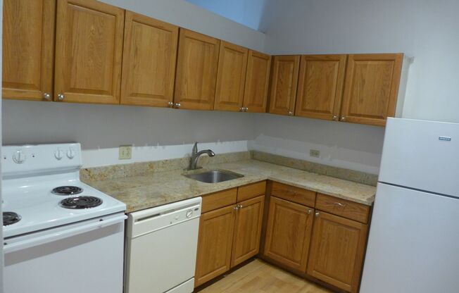 2 beds, 2 baths, 1,100 sqft, $2,695, Unit 308