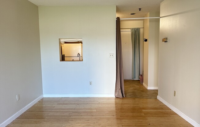 1 bed, 1 bath, 640 sqft, $2,000, Unit 113