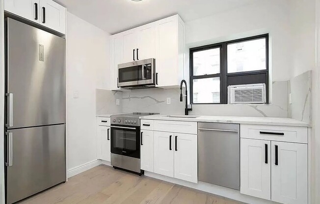 133 LUDLOW ST
