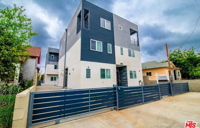 1625 S NEW HAMPSHIRE AVE