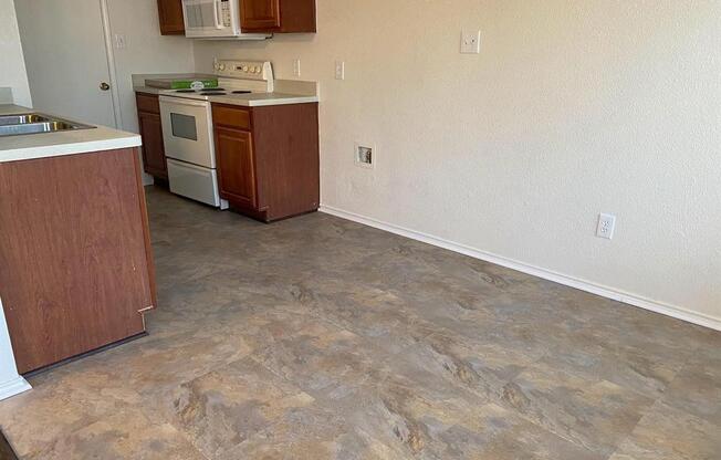8645 ARCADIA PARK
