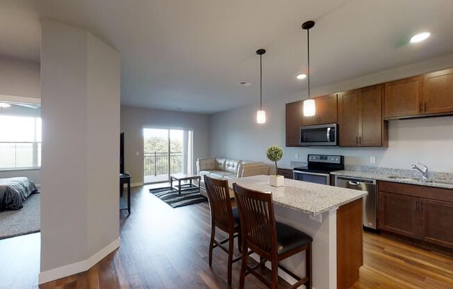 1 bed, 1 bath, 813 sqft, $1,475, Unit 109