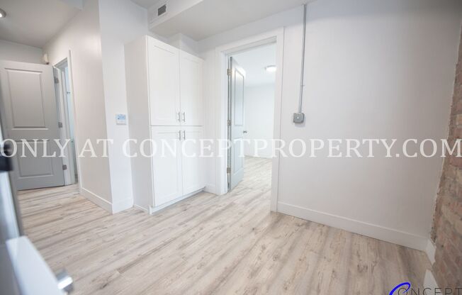 1 bed, 1 bath, 320 sqft, $1,125, Unit 4H