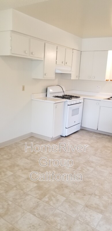 3372 GLENMOOR DR