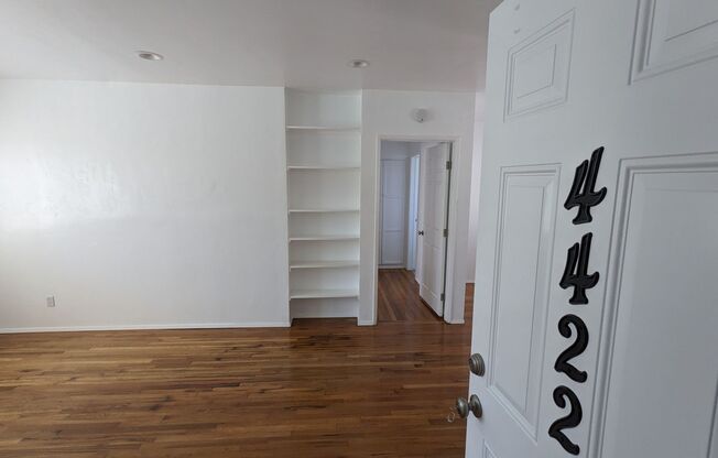Exemplifying Style, Serenity & Lifestyle! Upstairs ~ 1 Bedroom / 1 Bathroom!