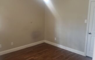 3 beds, 2 baths, $1,600