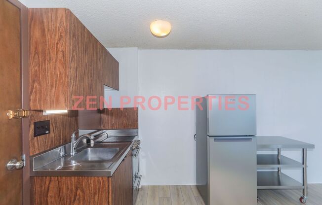 Kapiolani Terrace studio for rent