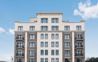 627 DEKALB AVE