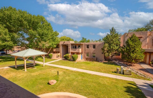 1 bed, 1 bath, $1,800, Unit UNIT 40