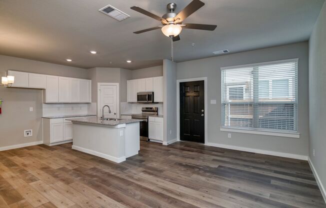 GORGEOUS 2 BEDROOM FOUR PLEX LOCATED IN MIDLOTHIAN ISD!