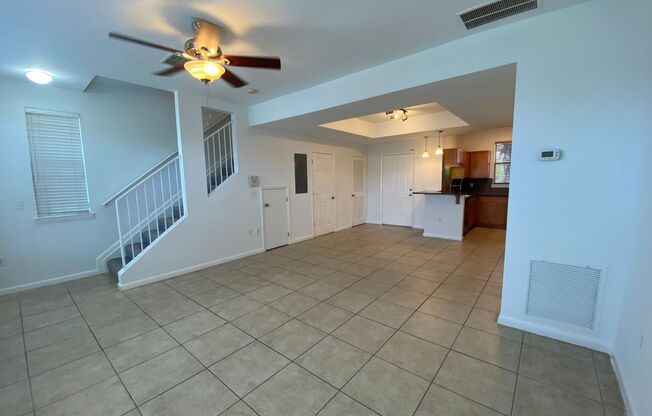 2 beds, 2.5 baths, $1,525