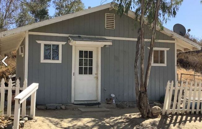 Cozy 1 Bed/1 Bath Countryside Home With Scenic Views In Aguanga!