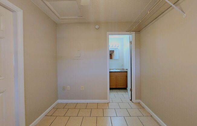 Studio, 1 bath, $650, Unit 1340#H