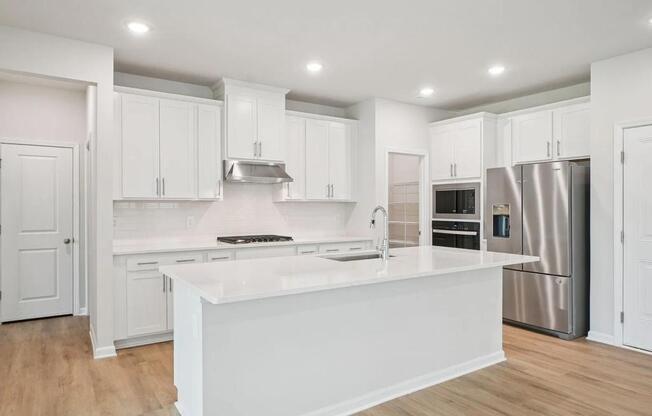 633 RED RIV DR