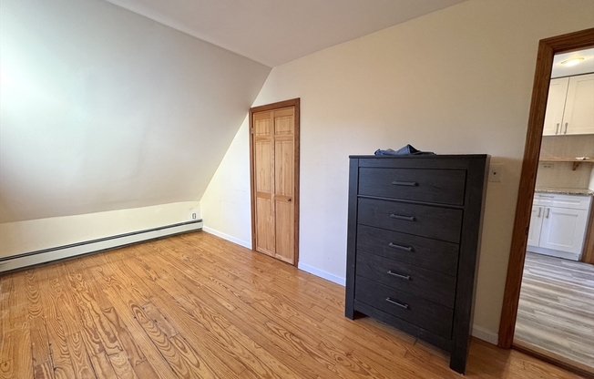 2 beds, 1 bath, 1,250 sqft, $2,900, Unit 2b