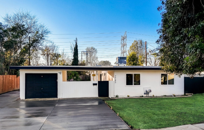 7745 GEYSER AVE