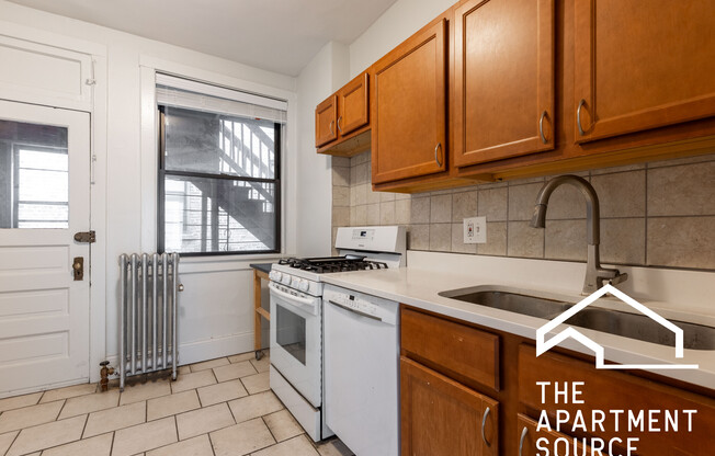 3528 North Broadway St.