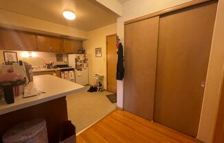 1 bed, 1 bath, 450 sqft, $895, Unit 19