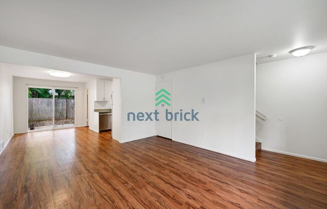 Mountlake Terrace 21220 (PBevy)
