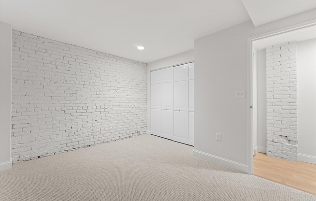 2 beds, 1.5 baths, 1,024 sqft, $4,600, Unit 102