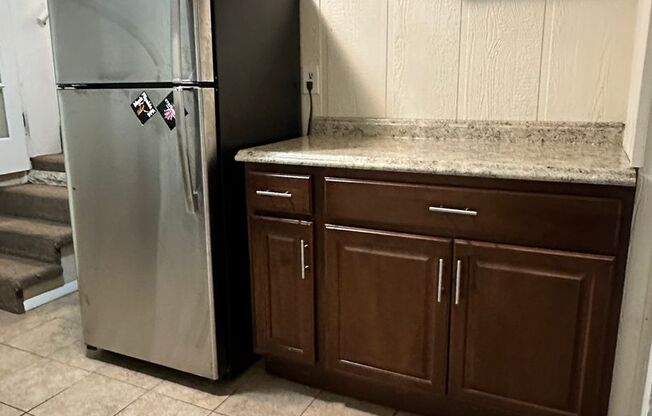 Studio, 1 bath, $1,250, Unit 7