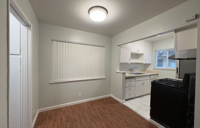 3189-3201 Cadillac Drive