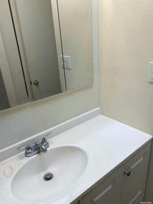 3 beds, 2 baths, $2,650, Unit 2FL