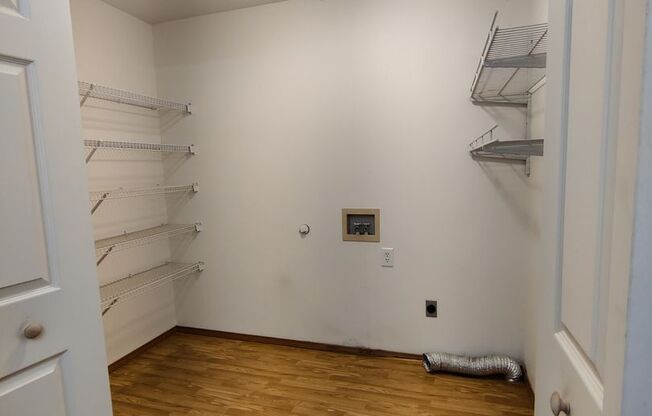 2 beds, 2 baths, 1,250 sqft, $1,995, Unit 2262
