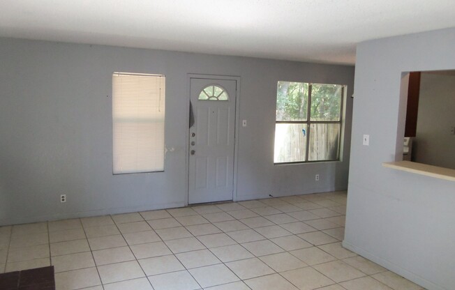 6014 B Conti in SE Austin!!