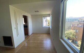 2 beds, 1 bath, 850 sqft, $3,395, Unit 309