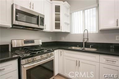 4 beds, 2 baths, 1,421 sqft, $3,350, Unit 1/2